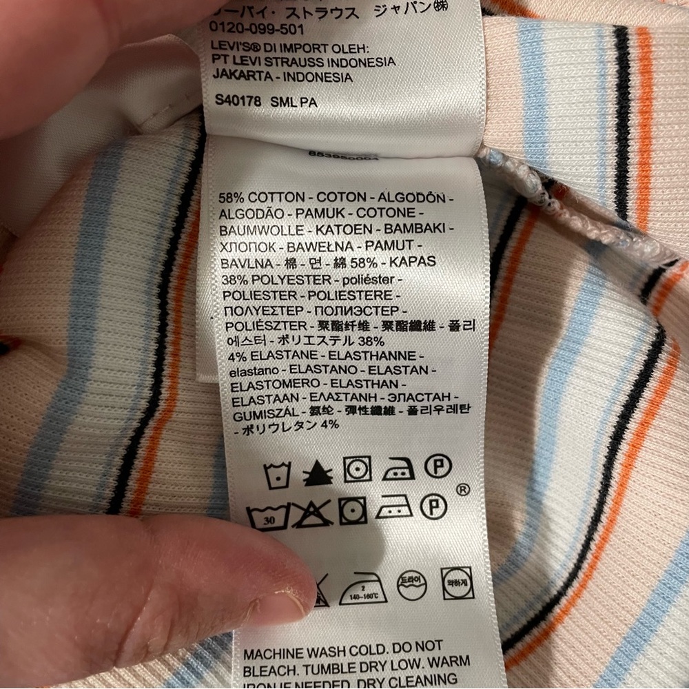 Levi’s Striped Tee - Picture 6 of 7